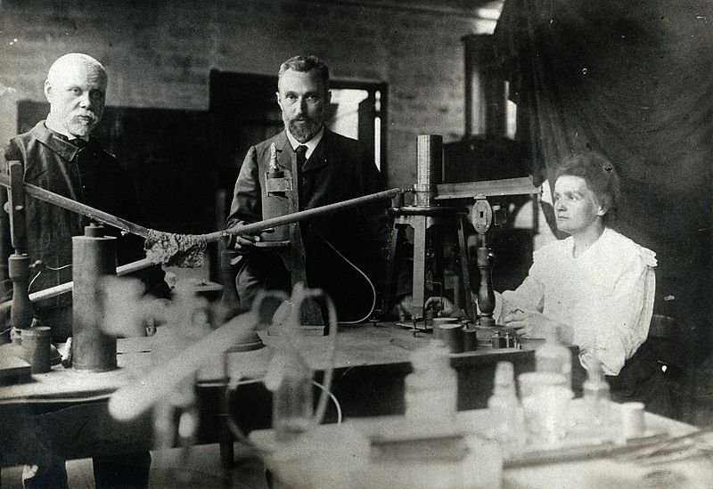 Boxing day: Marie and Pierre Curie announce the discovery of radium